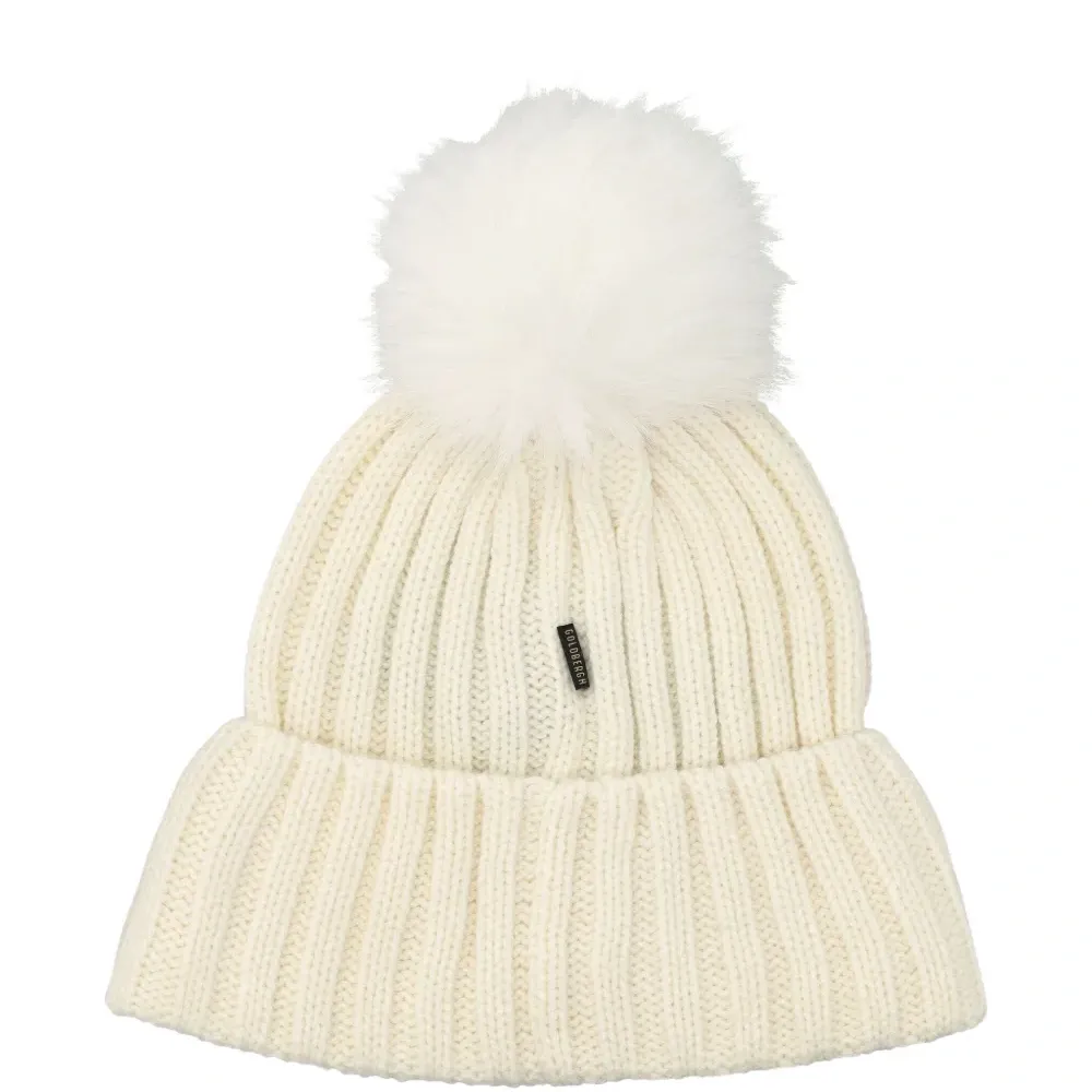 Вязаная шапка с помпоном