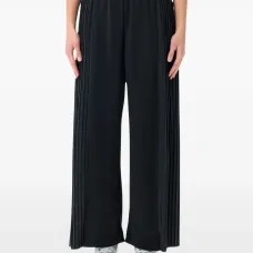 Брюки со складками Брюки со складками