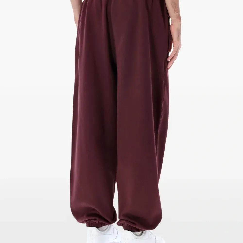 Спортивные брюки с вышитым логотипом