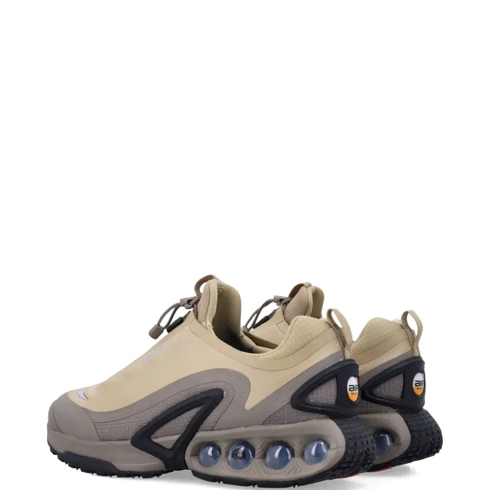 Кроссовки на молнии