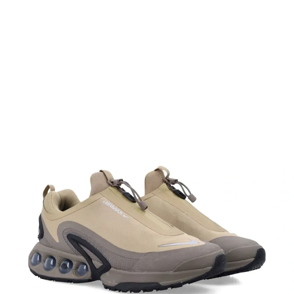 Кроссовки на молнии