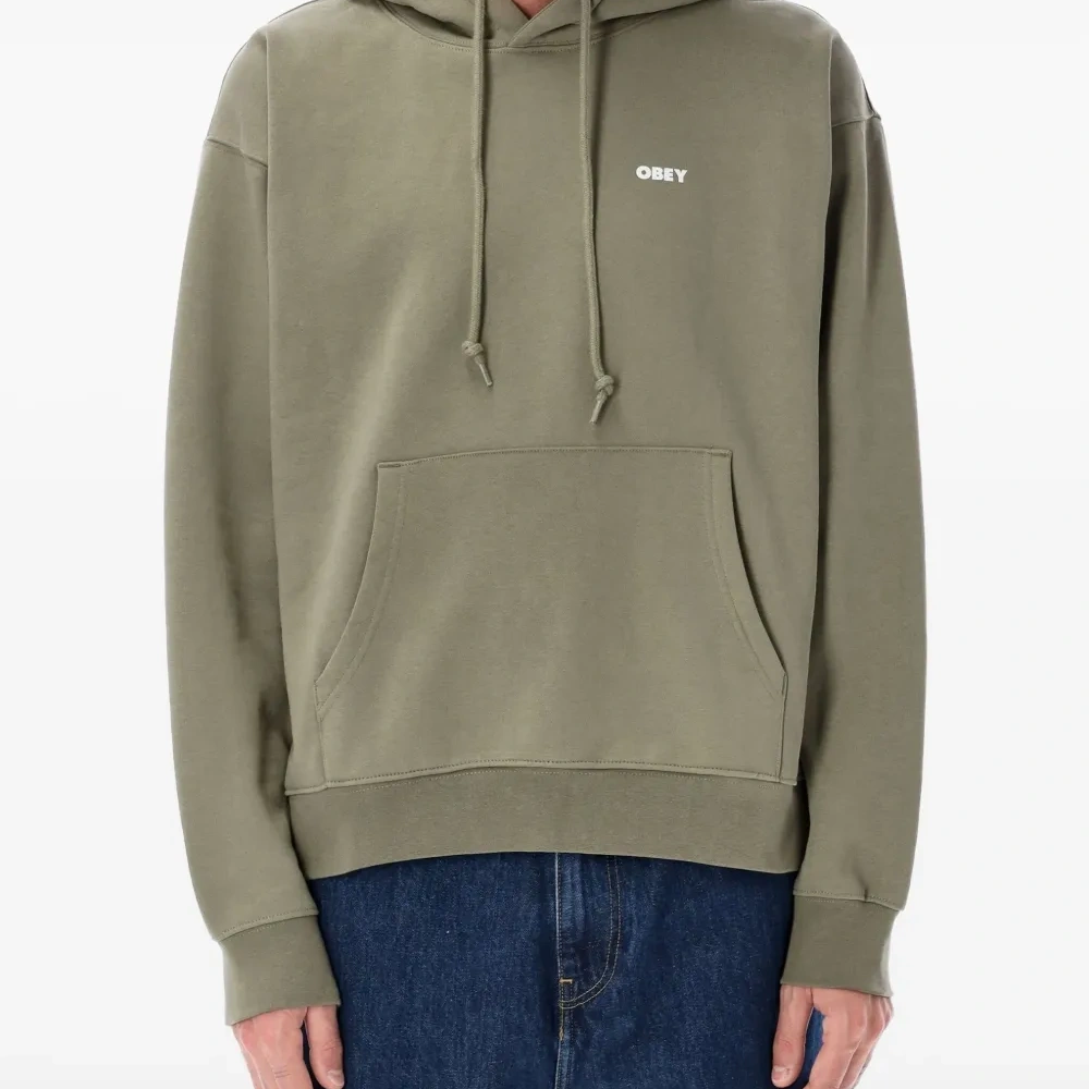 Худи с карманом-«кенгуру»