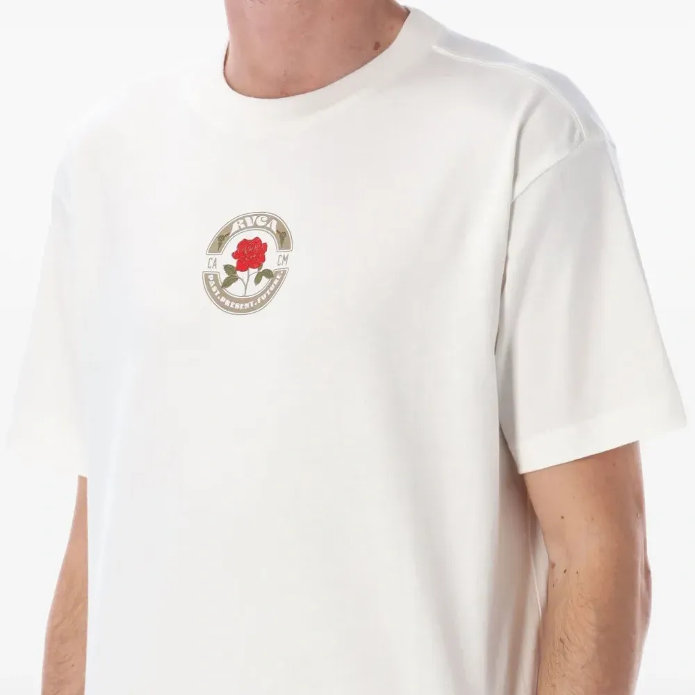 Футболка с графичным принтом Футболка с графичным принтом