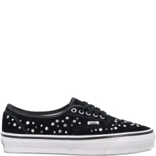 Кроссовки с шипами