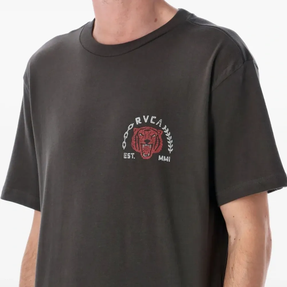 Футболка с принтом Футболка с принтом