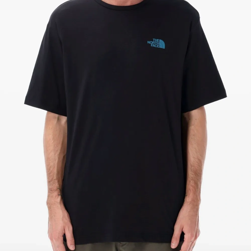 Футболка с графичным принтом