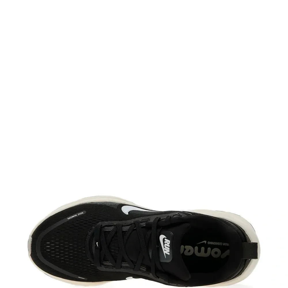 Кроссовки Vomero 18