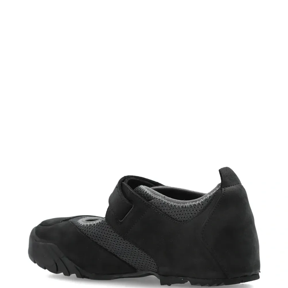 Лоуи слипоны с ремешками