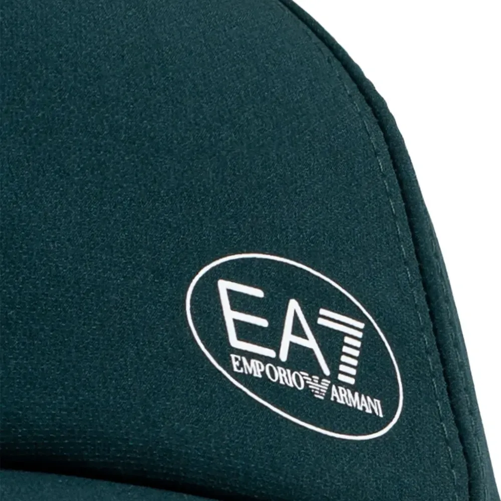 Бейсболка с логотипом