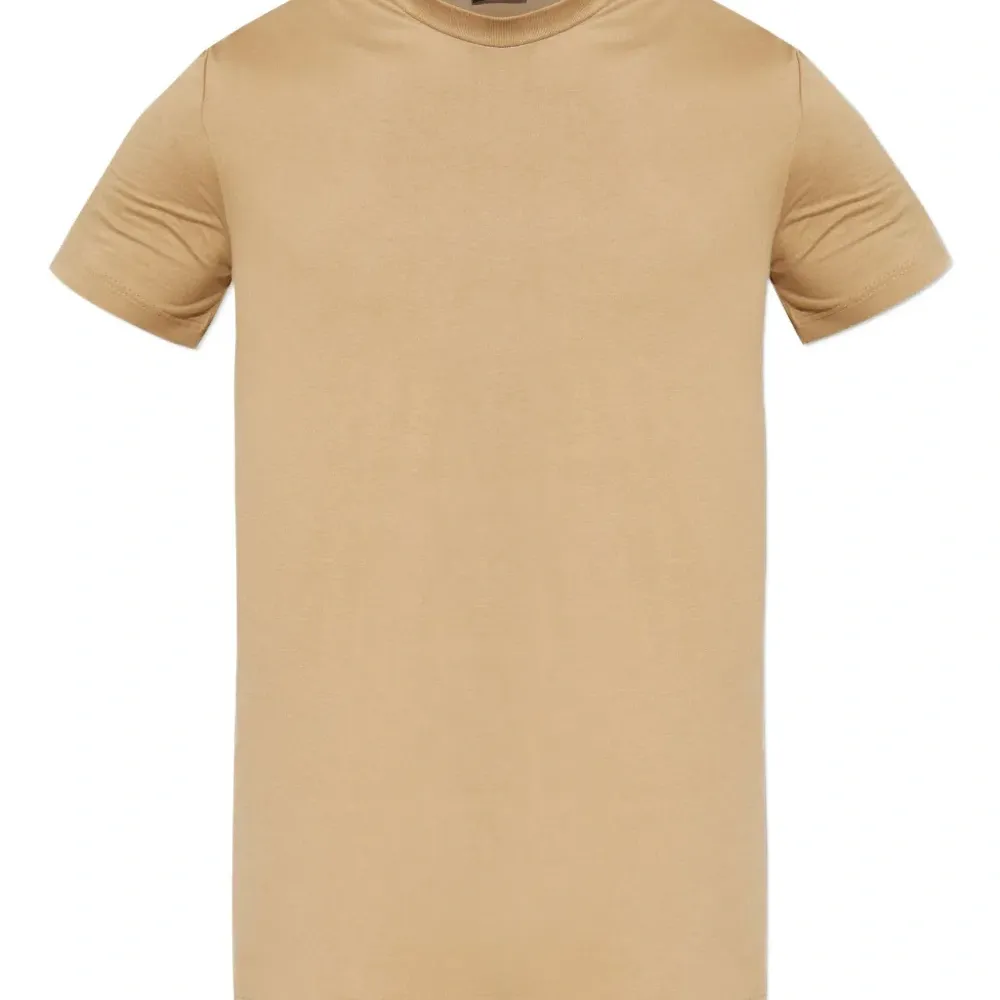 Футболка с круглым вырезом