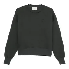 Толстовка с тисненым логотипом