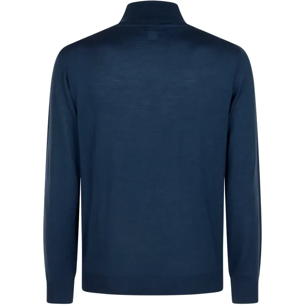 Джемпер с высоким воротником и длинными рукавами