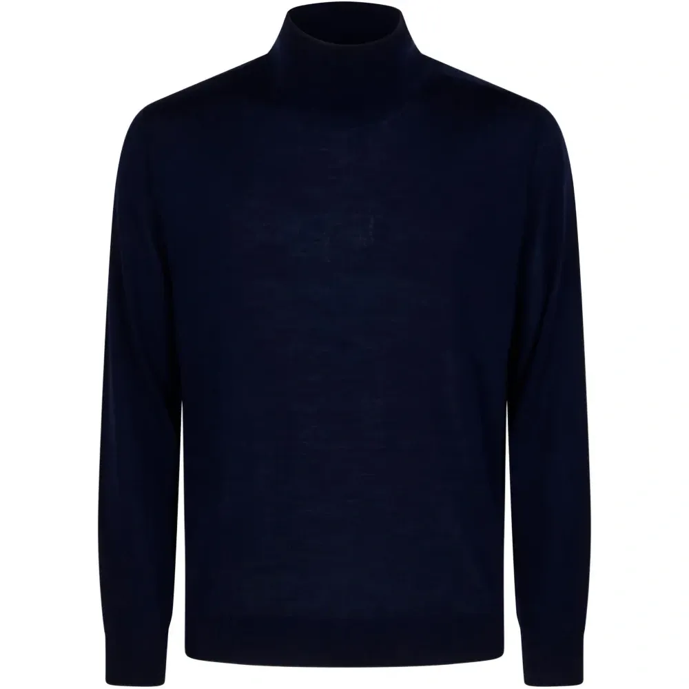 Джемпер с высоким воротником и длинными рукавами