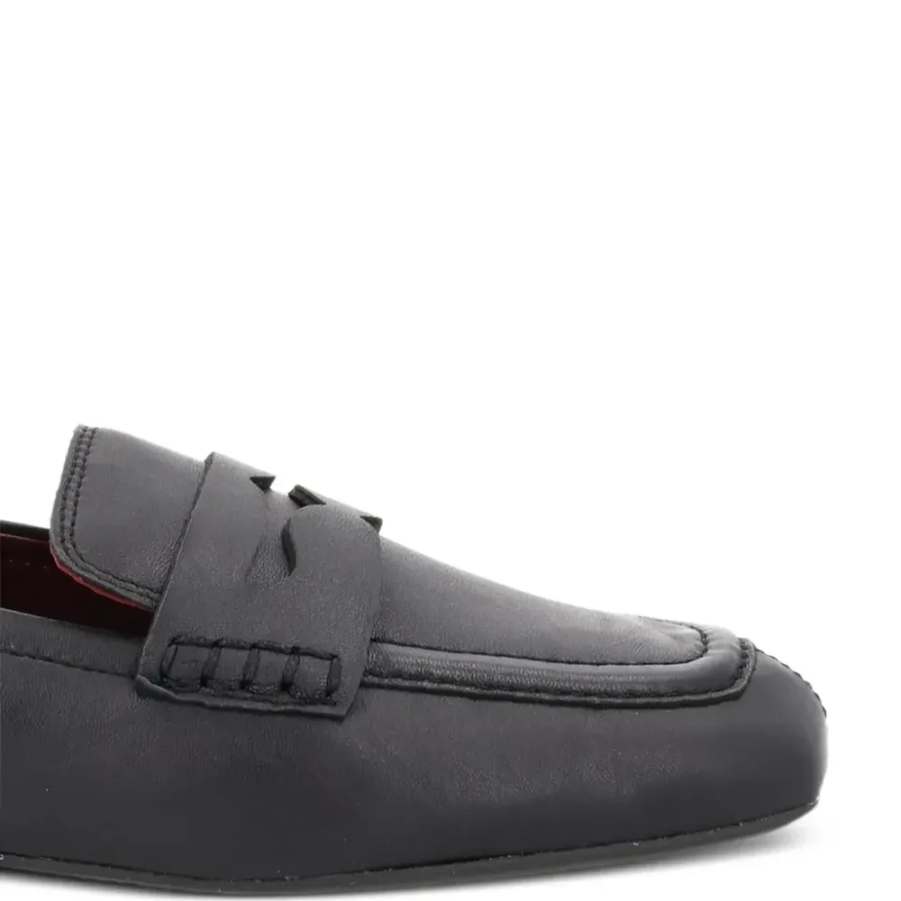 Лоферы из кожи цвета ячменя