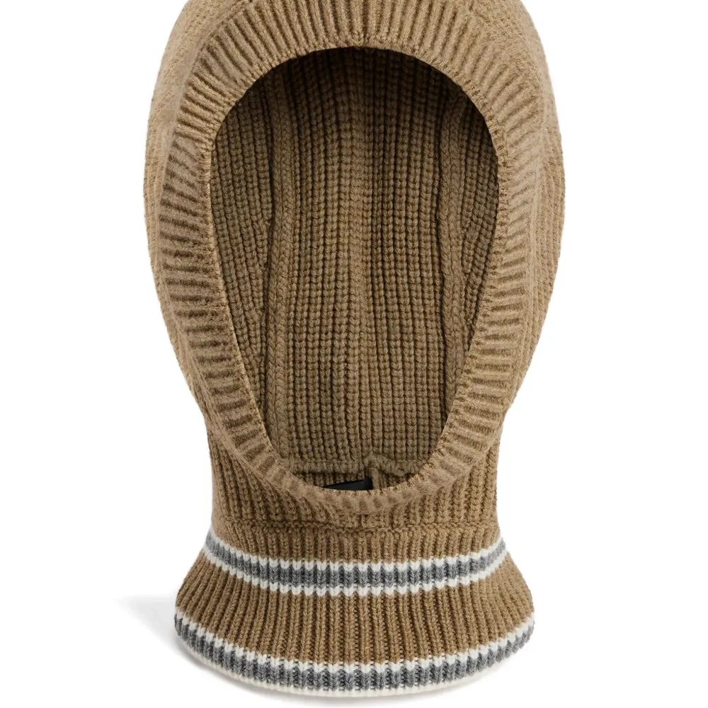 Балаклава в рубчик