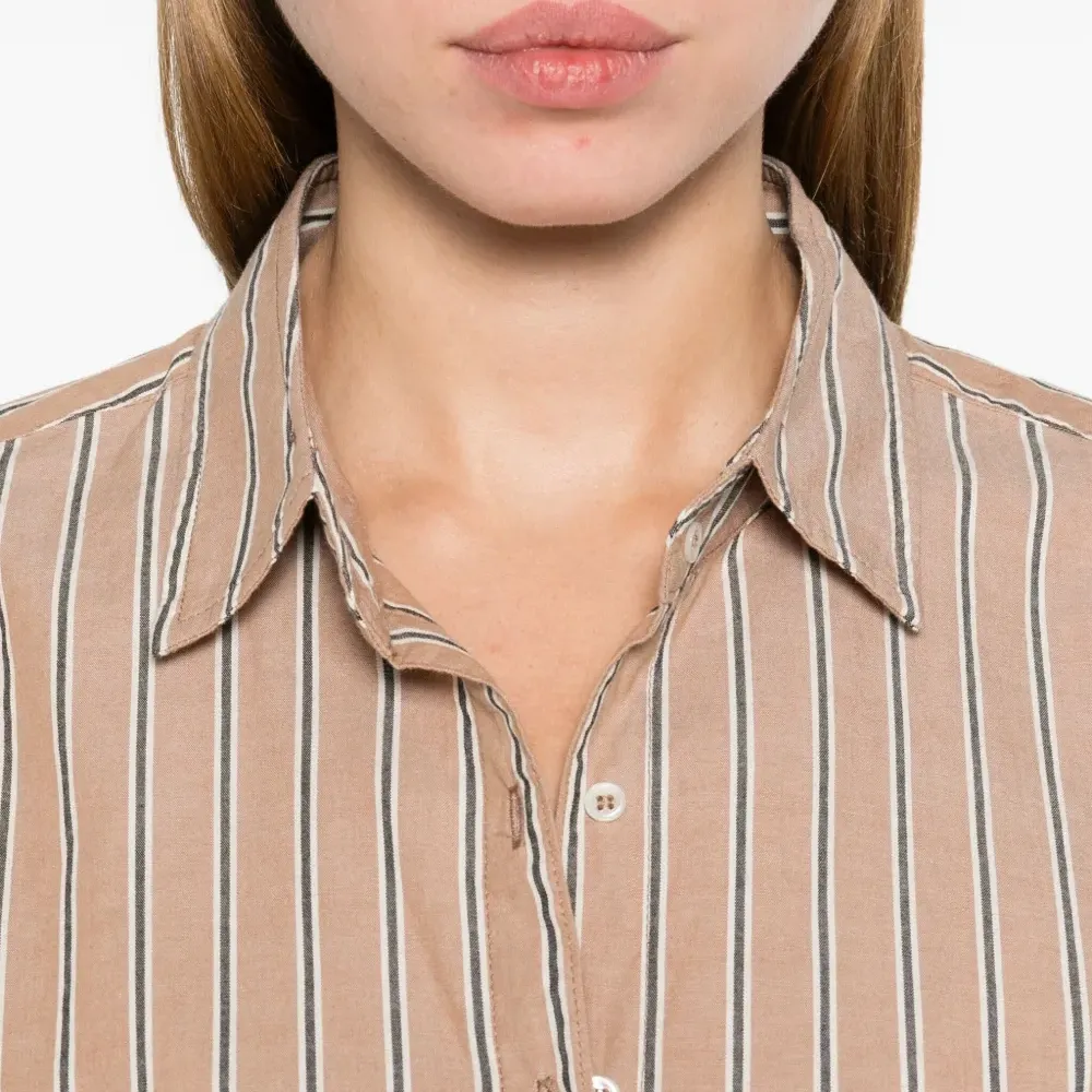 Рубашка в полоску