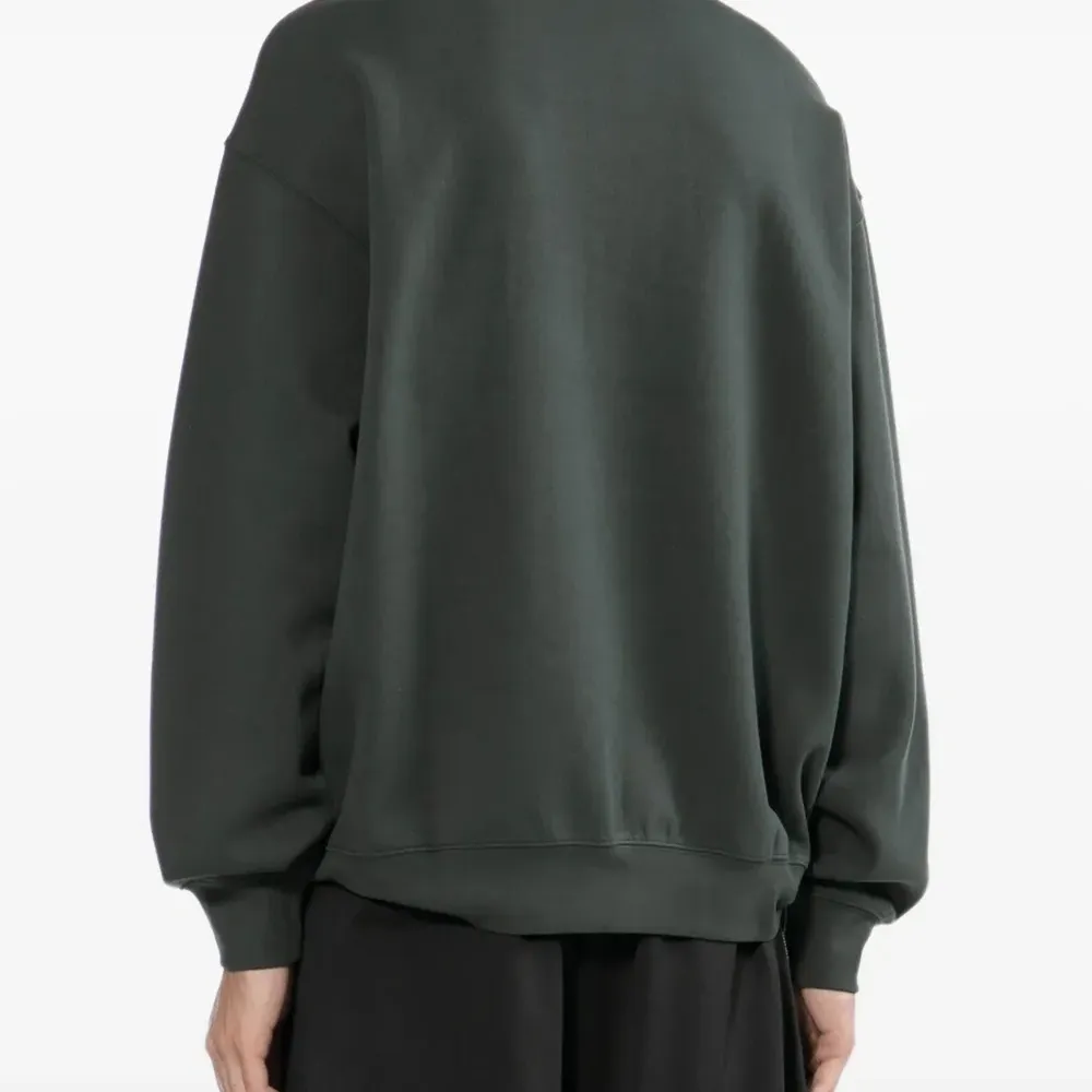 Толстовка с графичным принтом