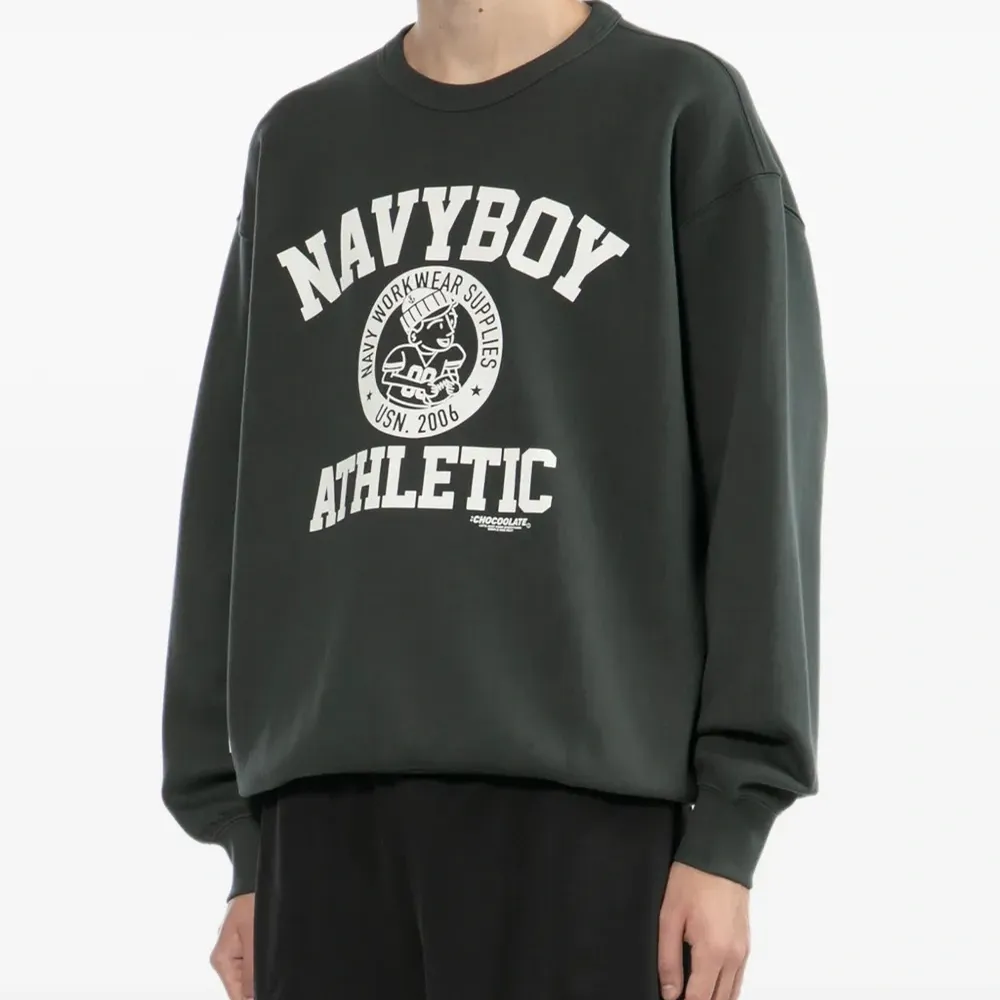 Толстовка с графичным принтом