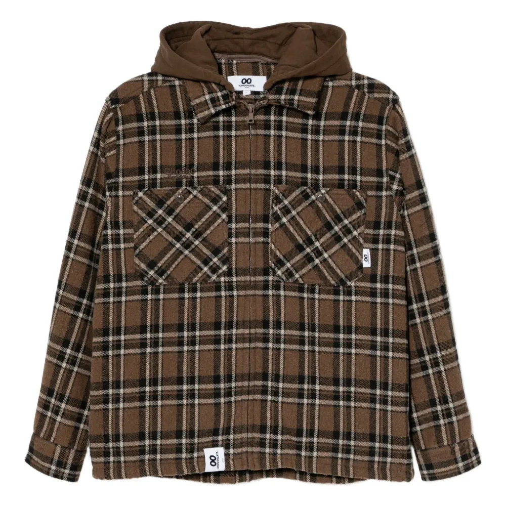 Куртка в клетку с вышитым логотипом