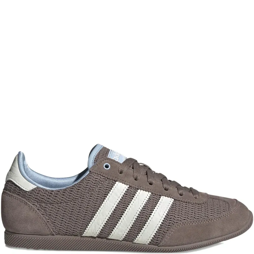 Низкие кроссовки с сетчатыми вставками