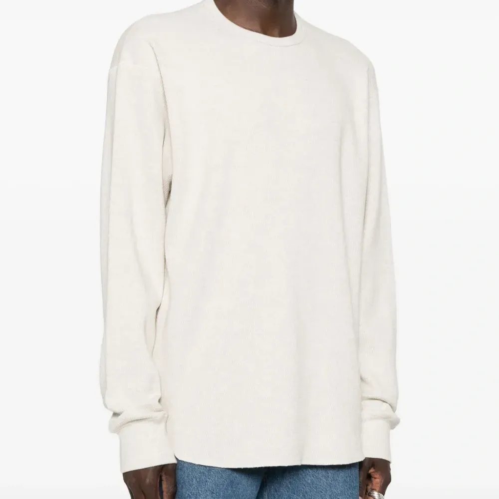 Футболка с закругленным подолом