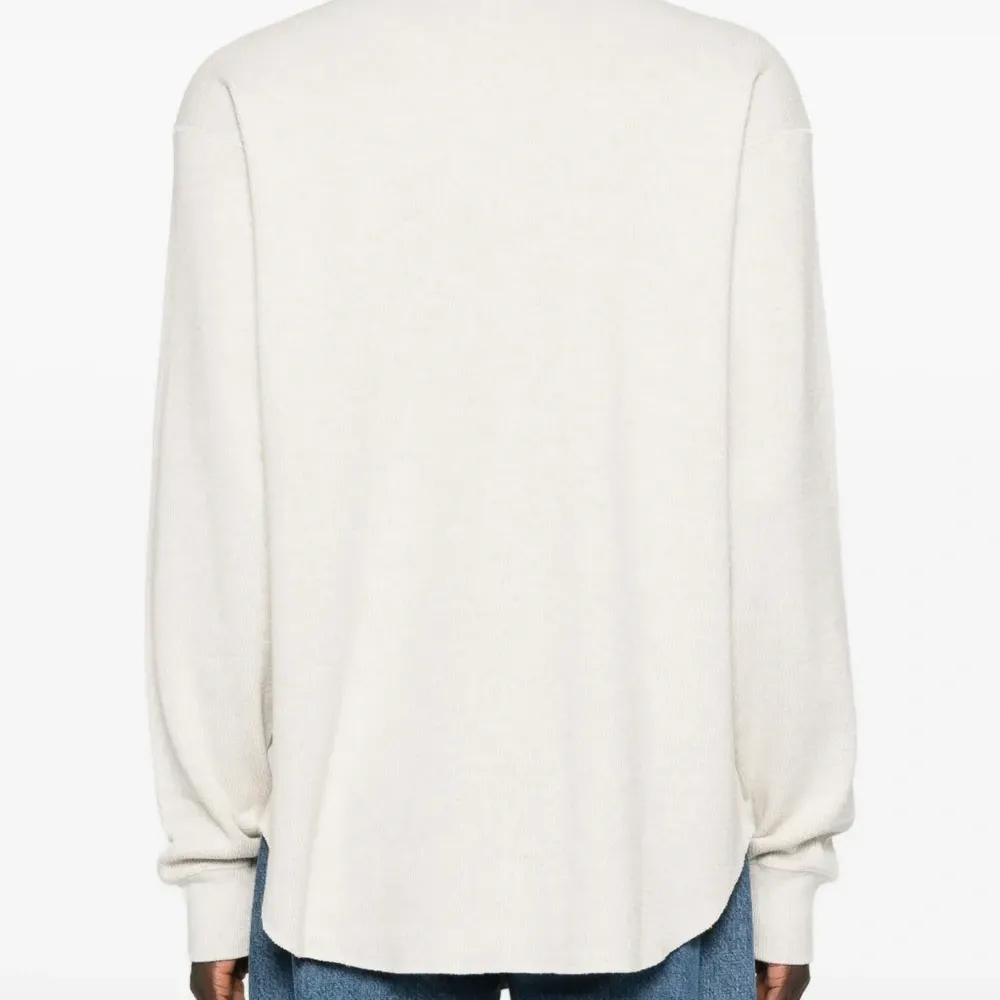 Футболка с закругленным подолом