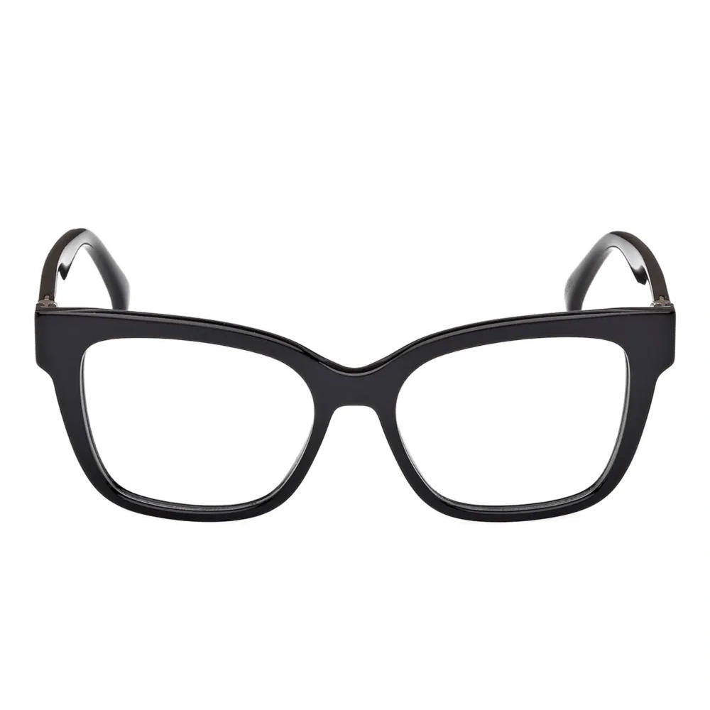 Очки в квадратной оправе