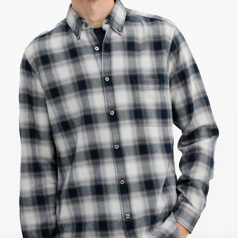 Клетчатая рубашка с карманом