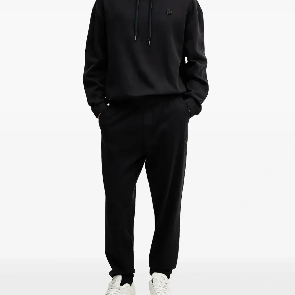 Худи с длинными рукавами