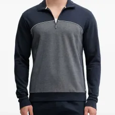 Толстовка в стиле колор-блок