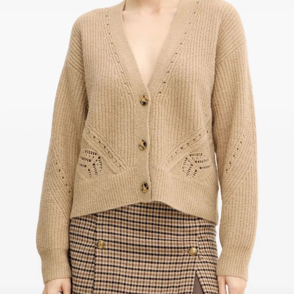 Кардиган на пуговицах