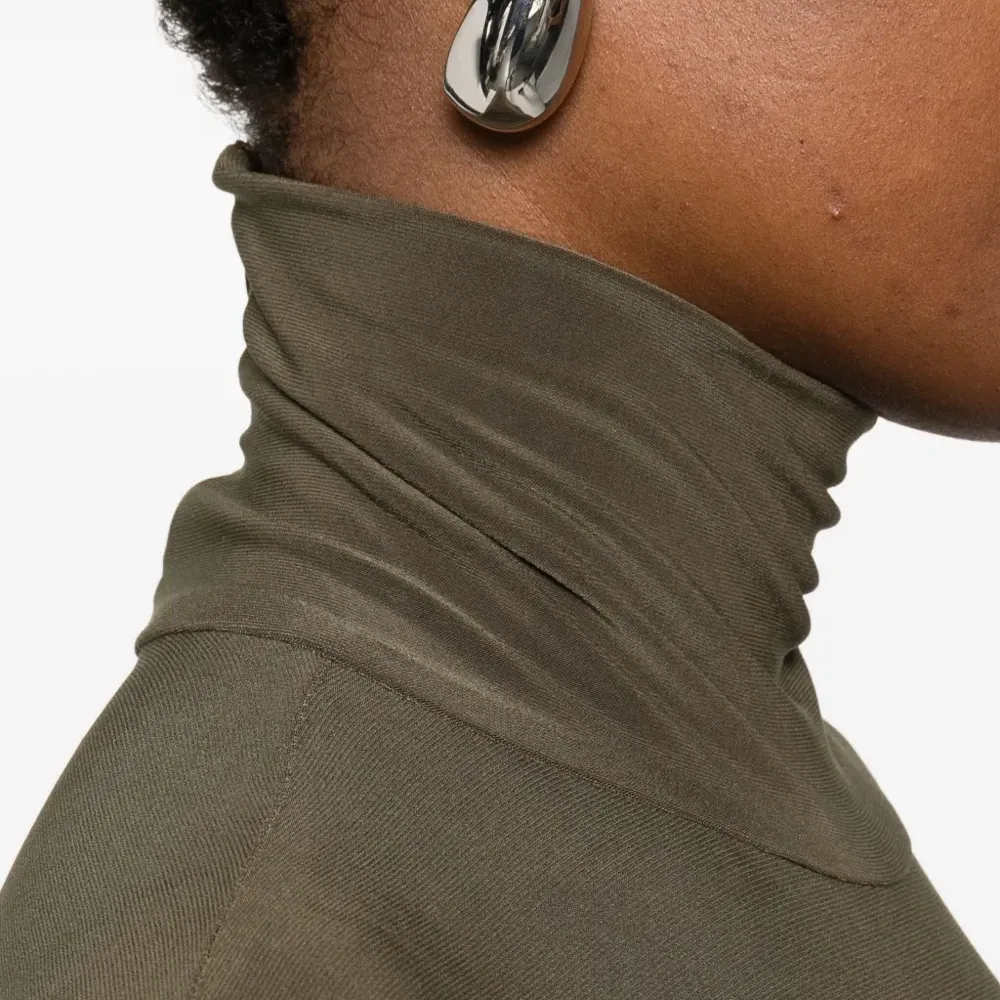 Боди с длинными рукавами и высоким воротом Боди с длинными рукавами и высоким воротом