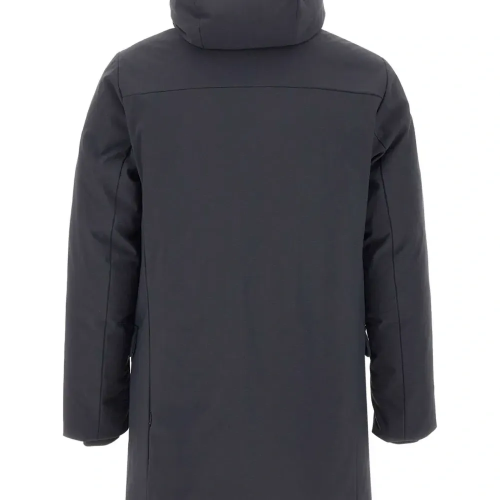 Утеплённая парка с капюшоном