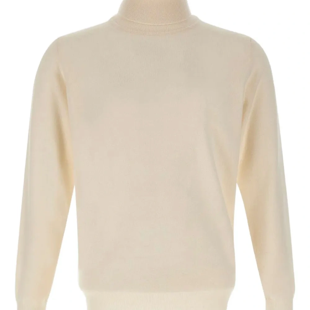 Свитер с воротником-стойкой и ребристой отделкой