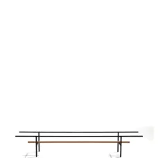 Полка с деревянными элементами Полка с деревянными элементами