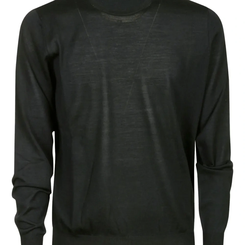 Свитер с круглым вырезом