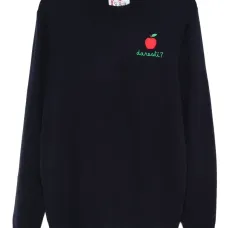 Свитер с вышивкой