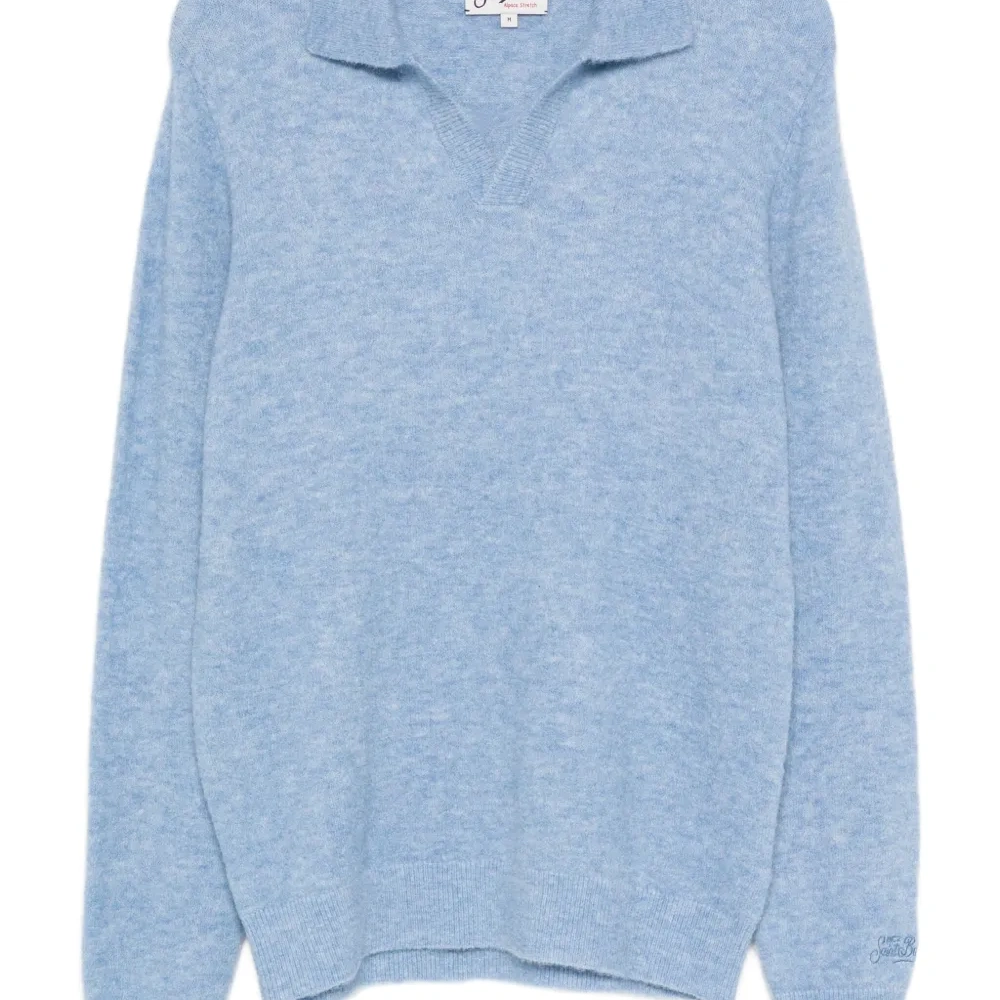 Свитер с воротником поло