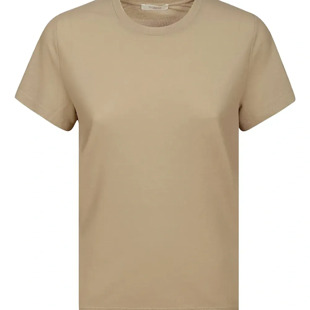 Футболка с короткими рукавами