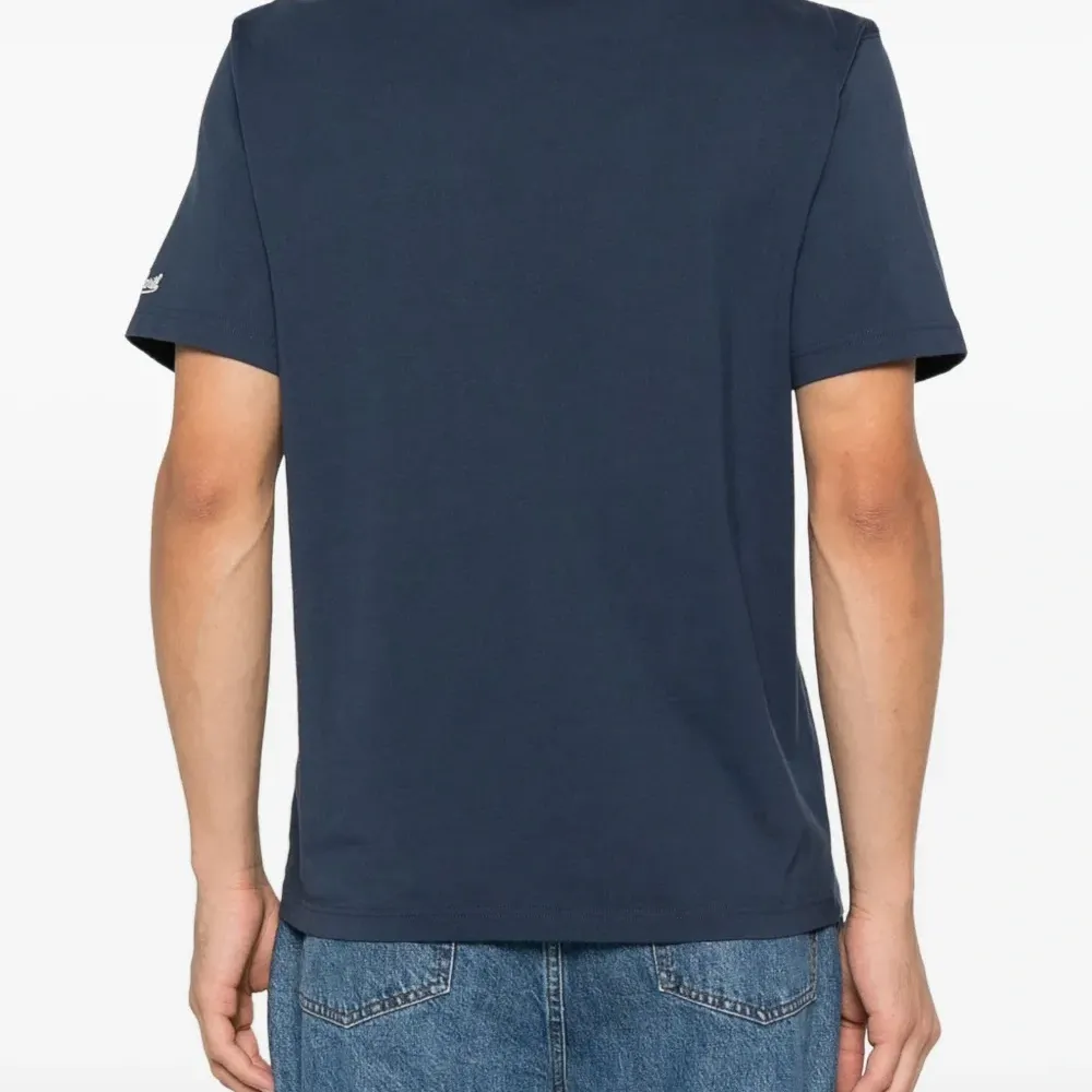 Футболка с вышивкой