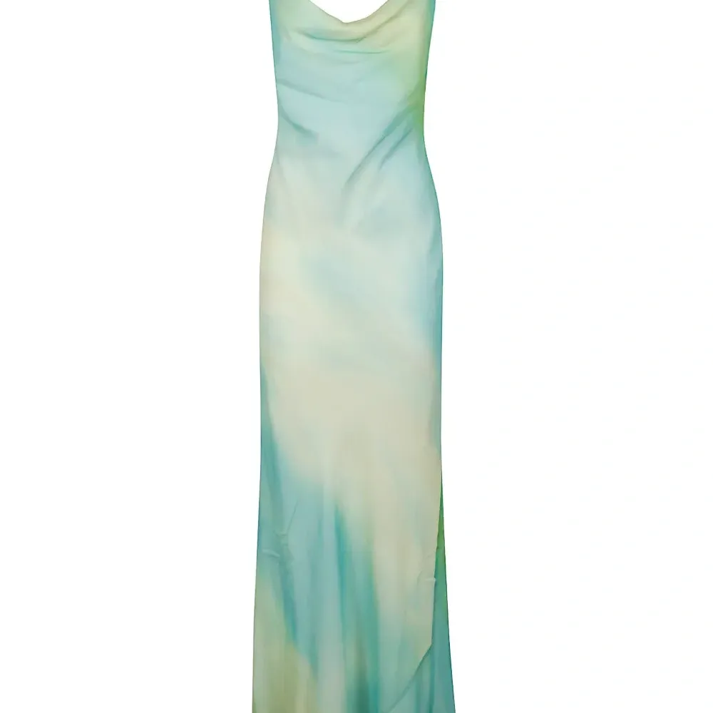 Платье макси с воротником-хомутом