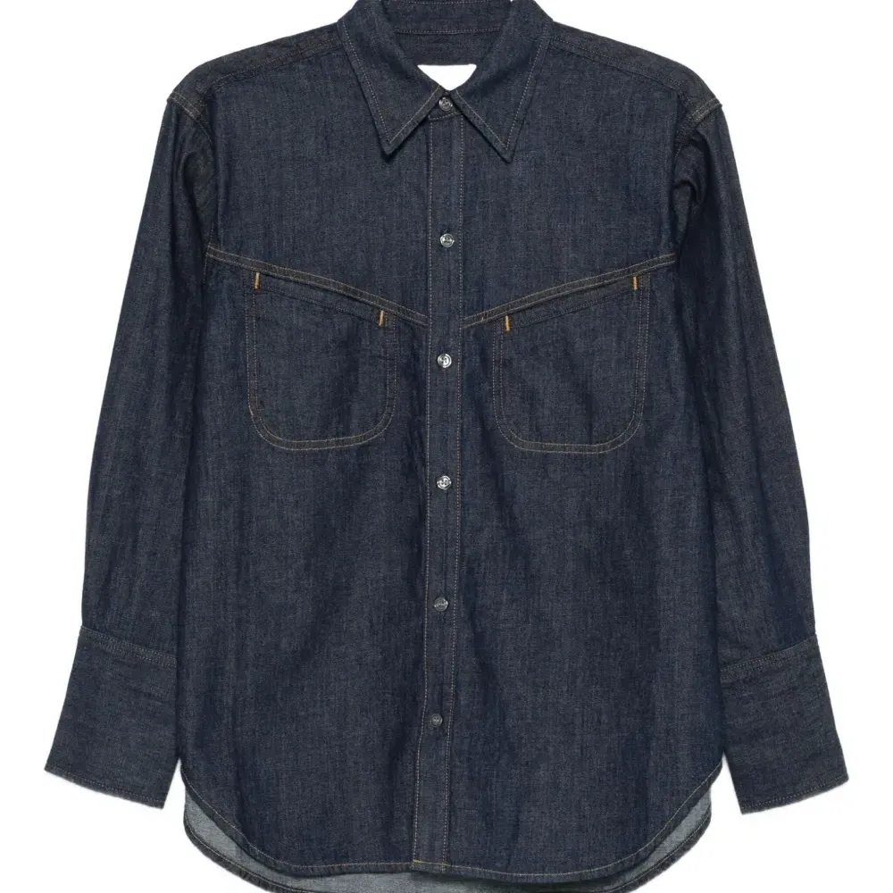 Джинсовая рубашка с нагрудным карманом