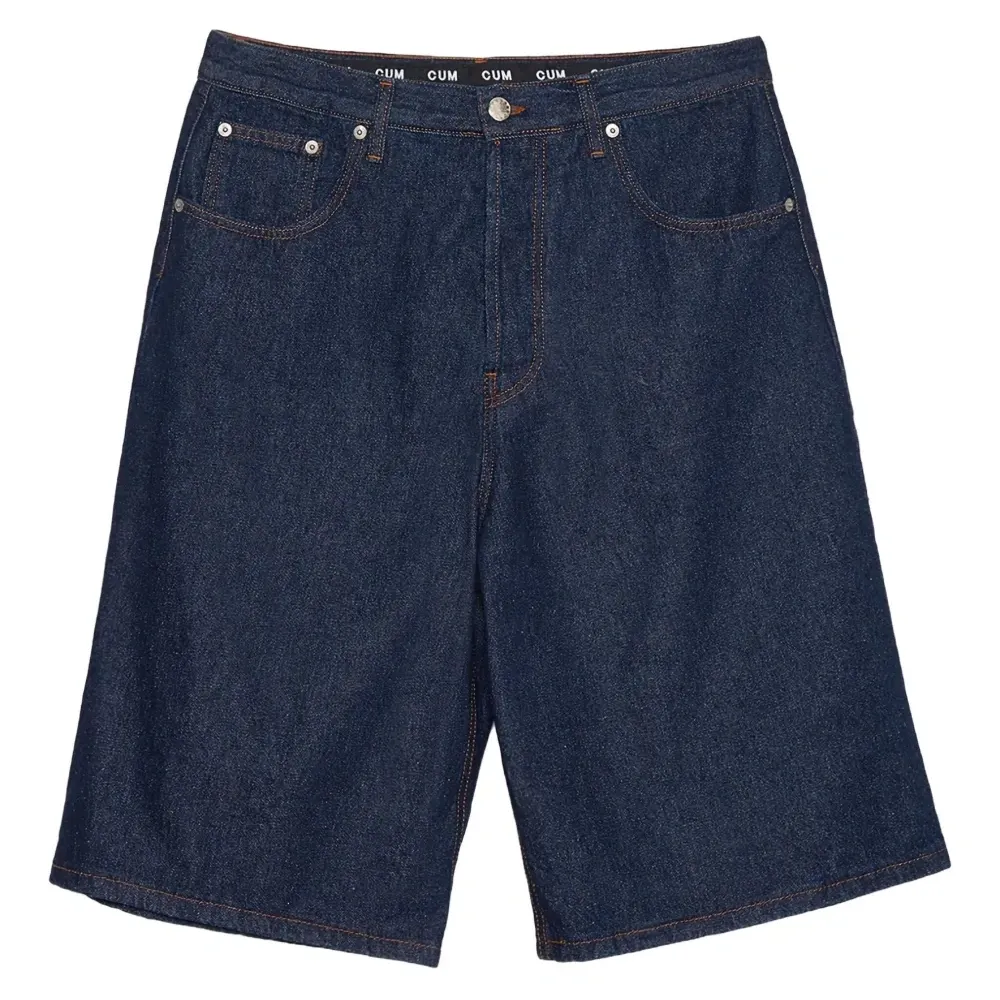 Джинсовые шорты