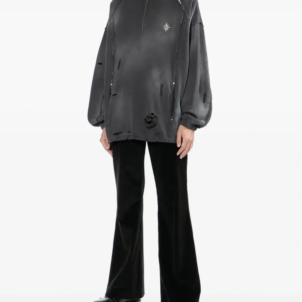 Толстовка с эффектом потертости