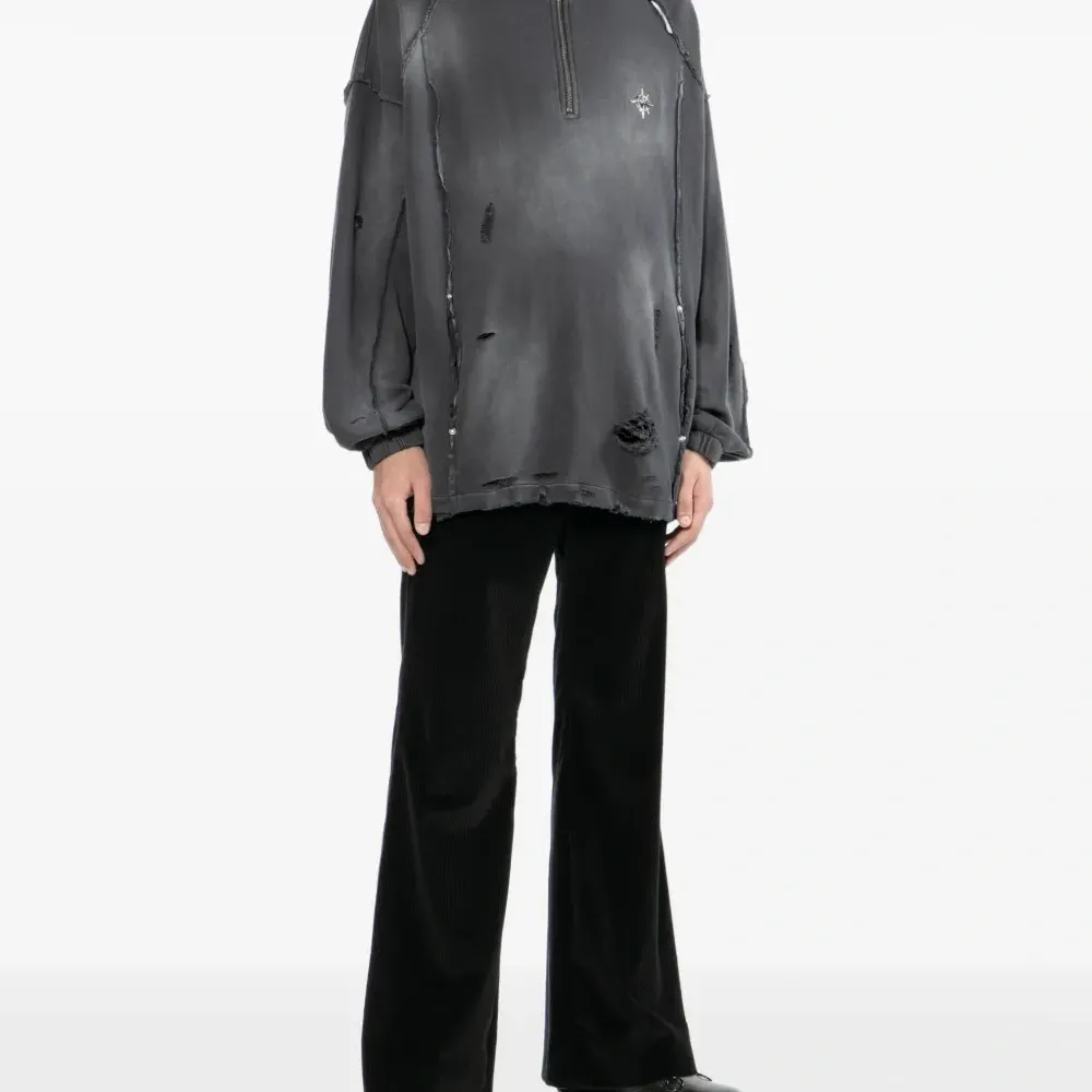 Толстовка с эффектом потертости