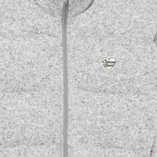 Пуховик с вышитым логотипом