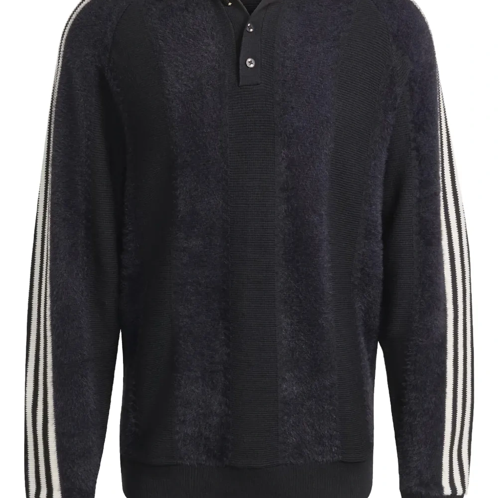 Свитер с длинными рукавами