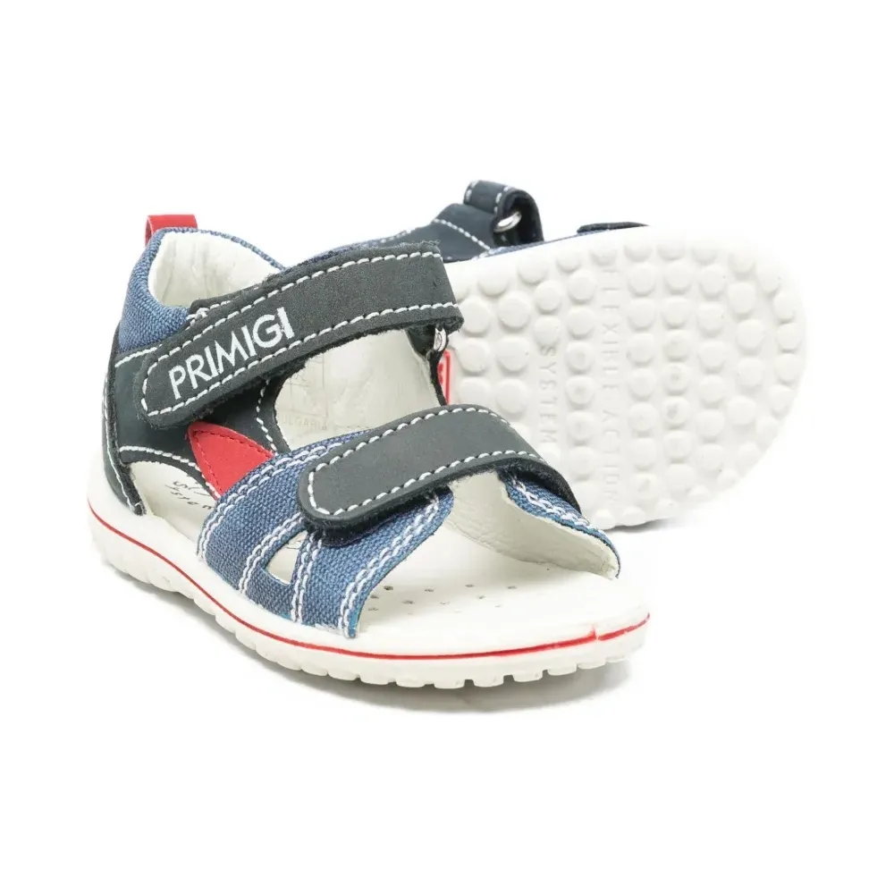 Сандалии на липучках