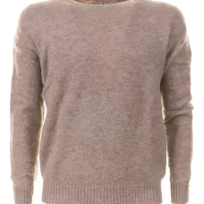 Свитер с круглым вырезом