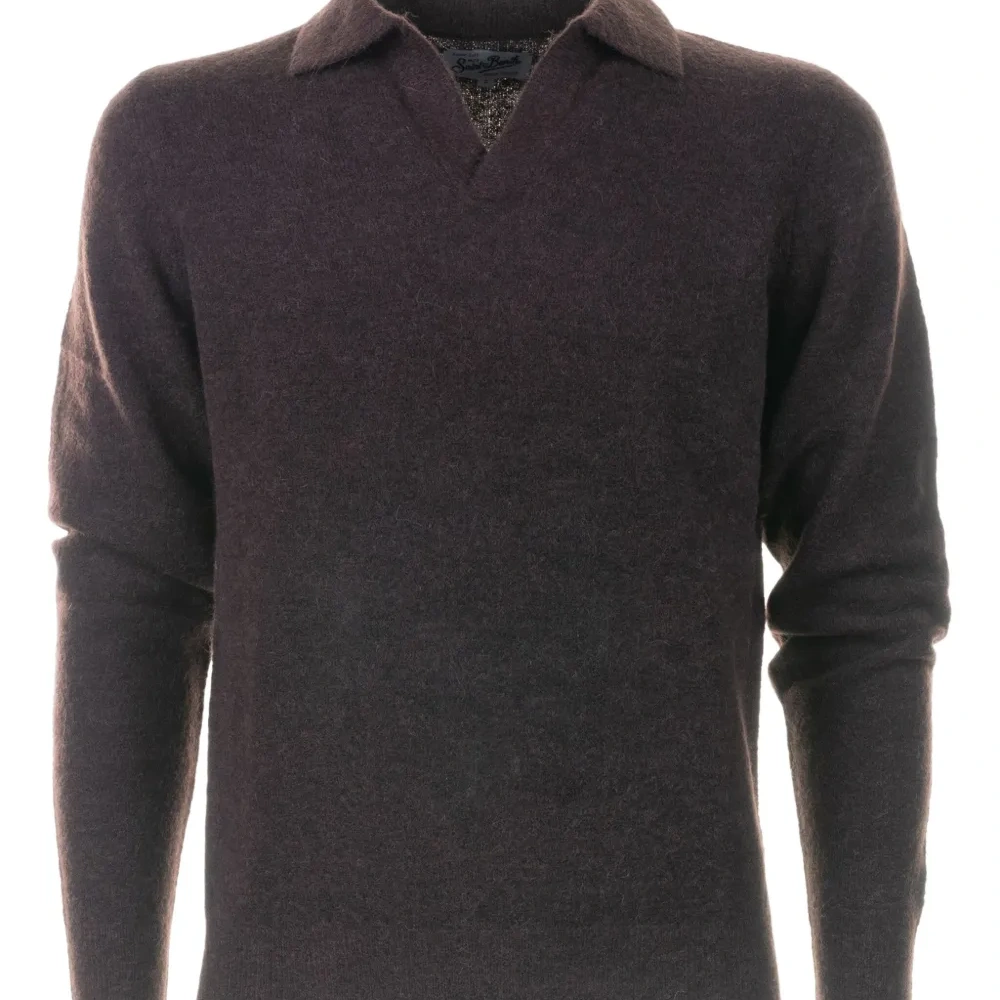 Свитер с V-образным вырезом и воротником поло